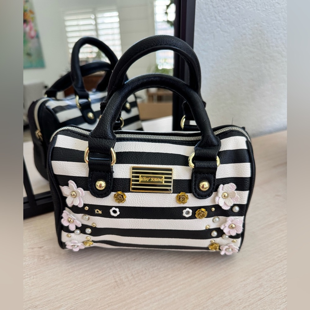 Betsy Johnson handbag